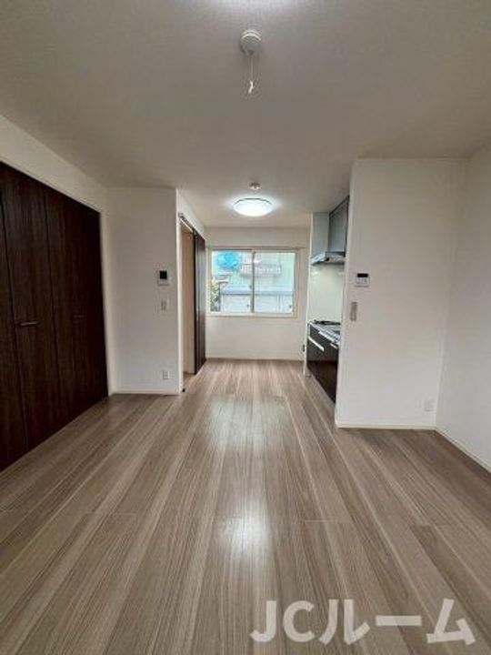 セレーノ ビオラの居間