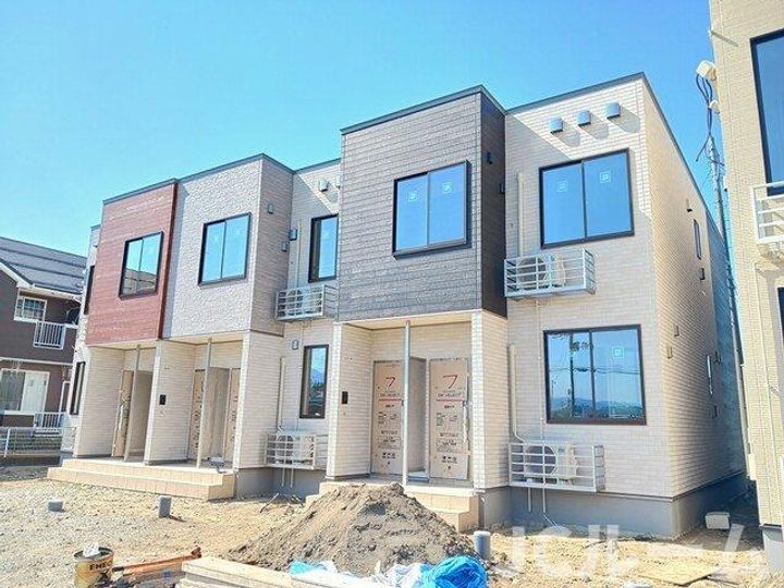 新潟県柏崎市城塚(アパート)の賃貸物件の外観