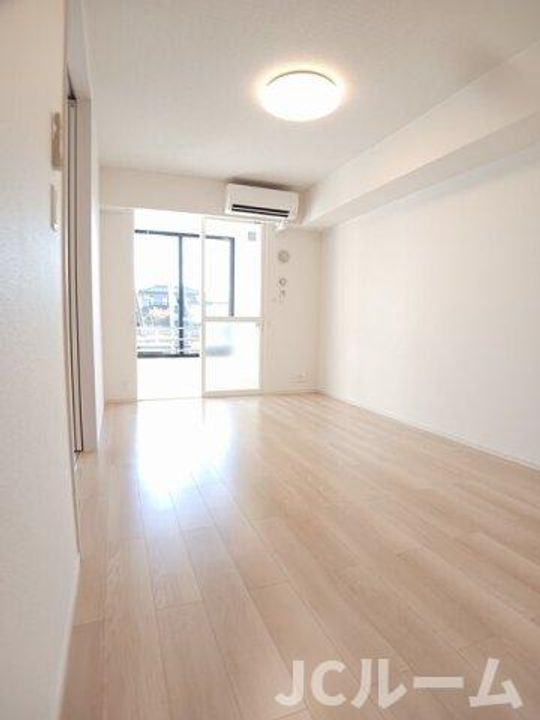 新潟県柏崎市大和町(アパート)の賃貸物件の居間