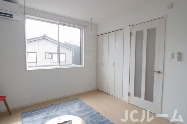 新潟県柏崎市穂波町(アパート)の賃貸物件202の居間