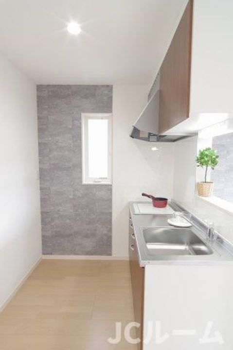 新潟県柏崎市穂波町(アパート)の賃貸物件202のキッチン