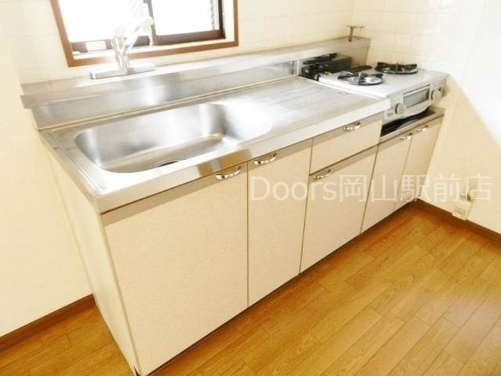 岡山県岡山市北区辰巳(マンション)の賃貸物件A302のキッチン