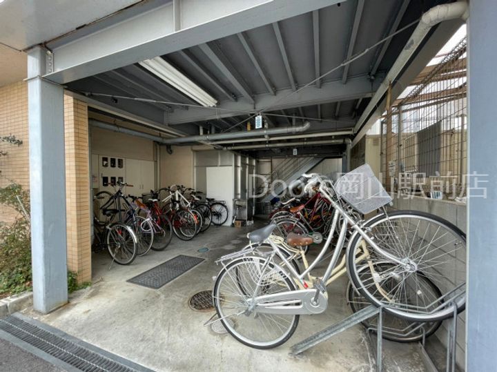 TOUEN BLDG302の外観