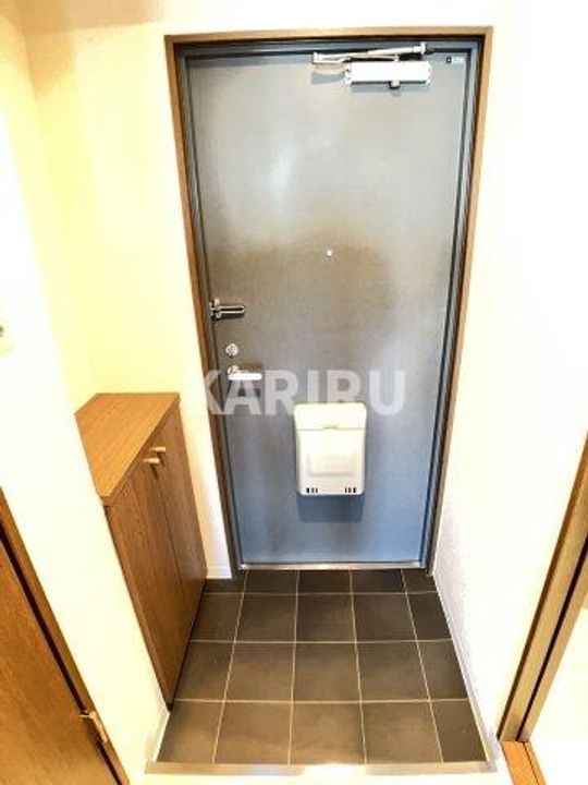 ハイツグランマーク302の玄関