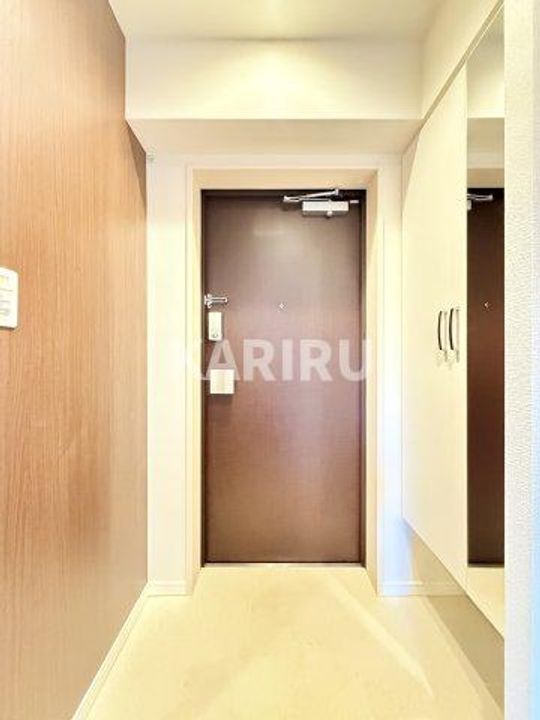 クレールフォレスタの玄関