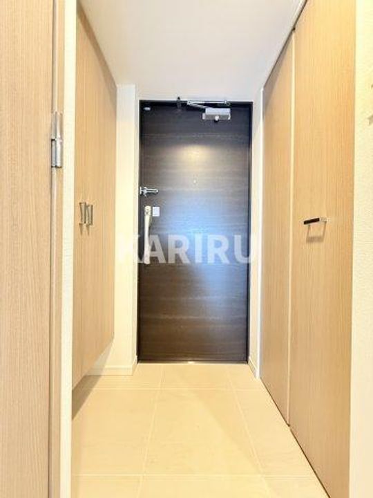 S-RESIDENCE高井田beletaの玄関