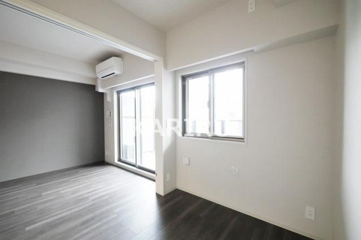 アーバネックス中崎町Ⅱの居間