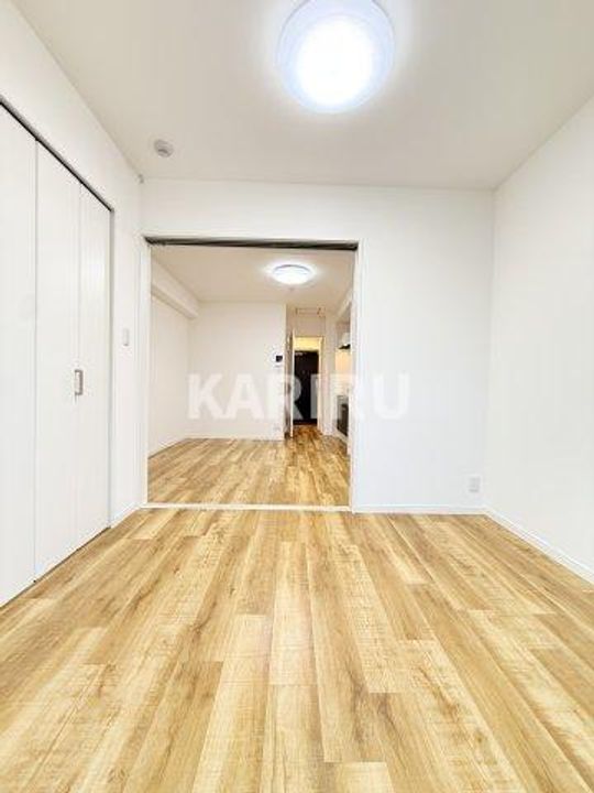 オルフェア都島304の寝室