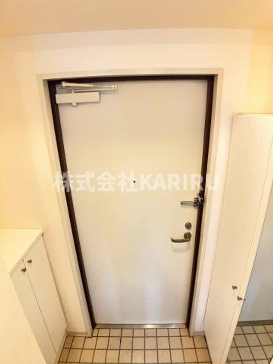 グランカーサ都島の玄関