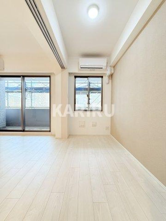 スプランディッドライズ新大阪ノースの寝室