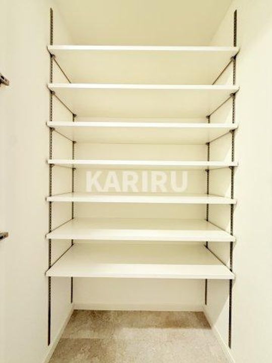 スプランディッドライズ新大阪ノースの内装