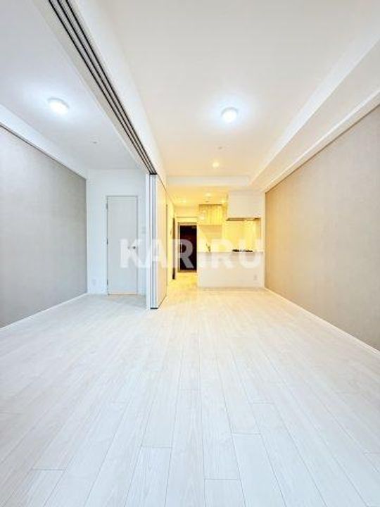 スプランディッドライズ新大阪ノースの居間