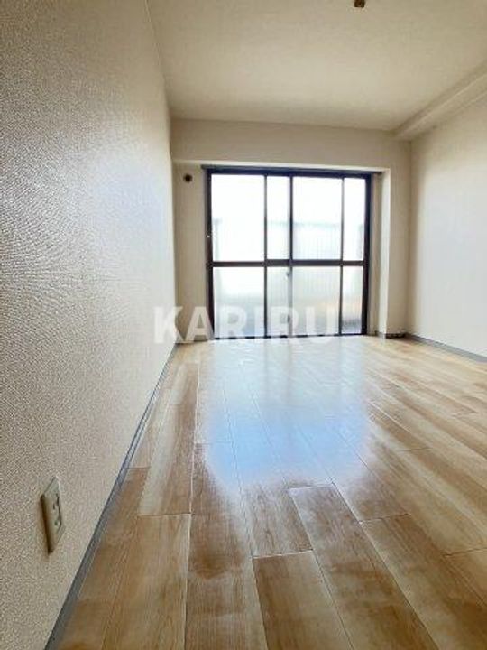 関目岡村マンションの寝室