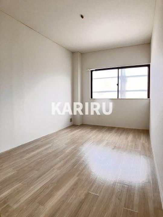 ライラックマンションの寝室