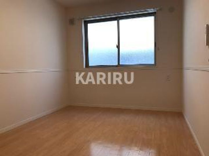 フェリオ カーネの寝室