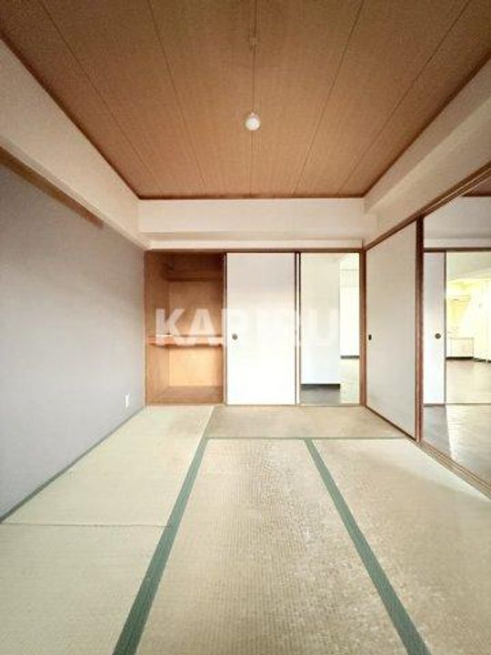 シティーハイツ新今里803の内装