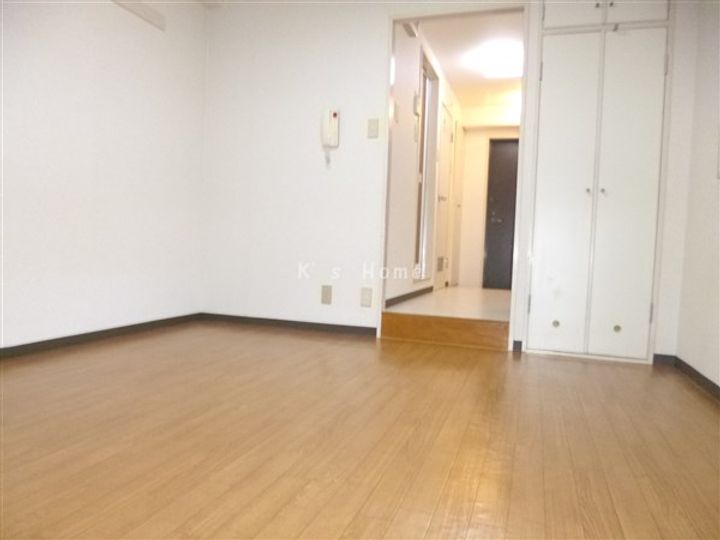 普茶マンションの寝室