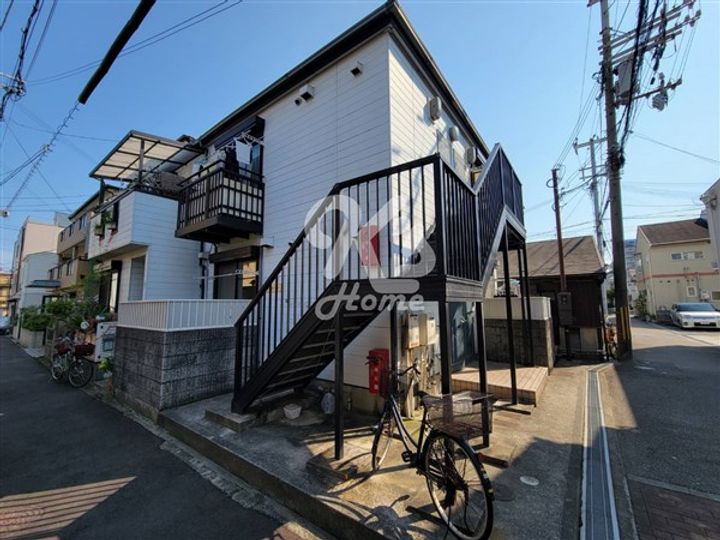ウィスタリア神戸の外観