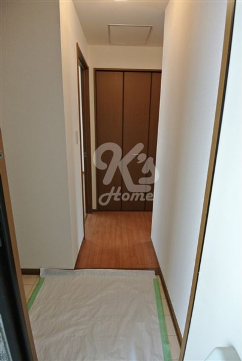 サニーガーデン須磨B201の玄関