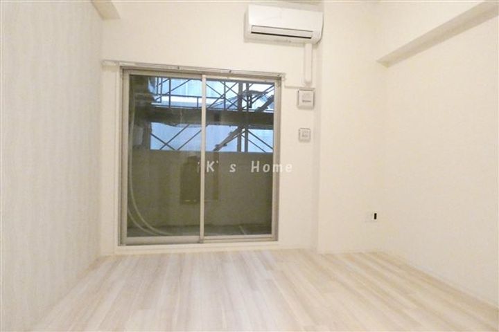 兵庫県神戸市兵庫区西柳原町(マンション)の賃貸物件の居間