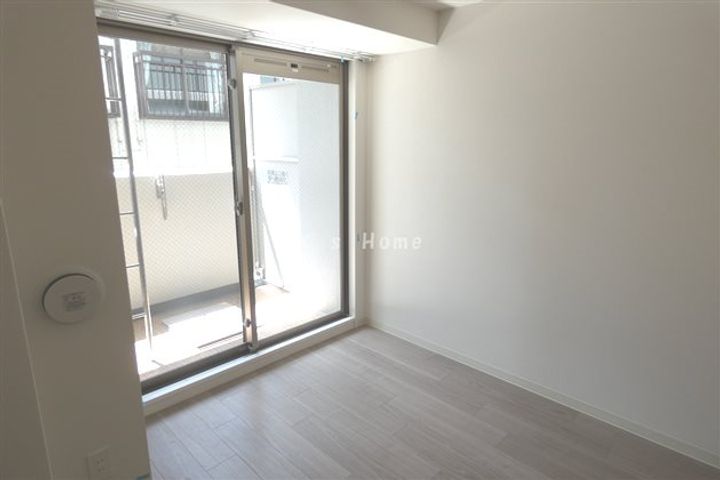 兵庫県神戸市兵庫区浜崎通(マンション)の賃貸物件の居間