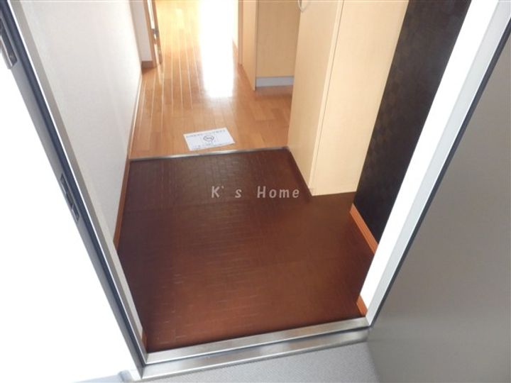 兵庫県神戸市灘区岸地通4丁目(マンション)の賃貸物件の玄関