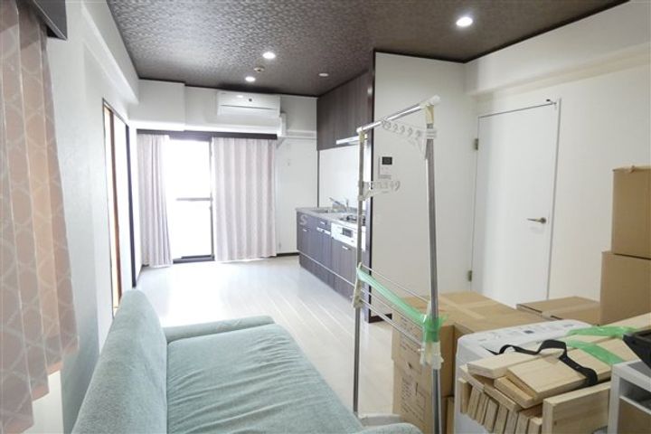 兵庫県神戸市兵庫区荒田町1丁目(マンション)の賃貸物件の居間