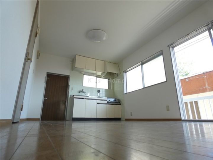 エクセル神戸の居間