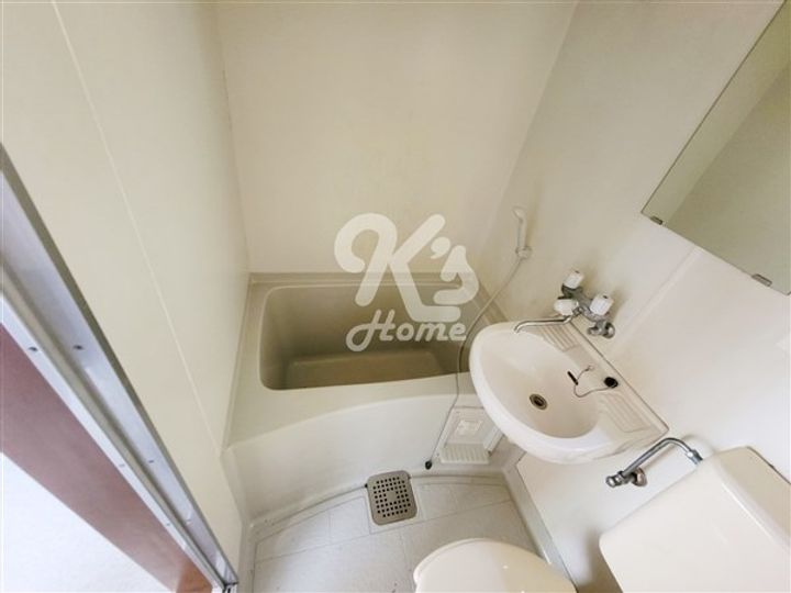 9番地ハウスIIの風呂