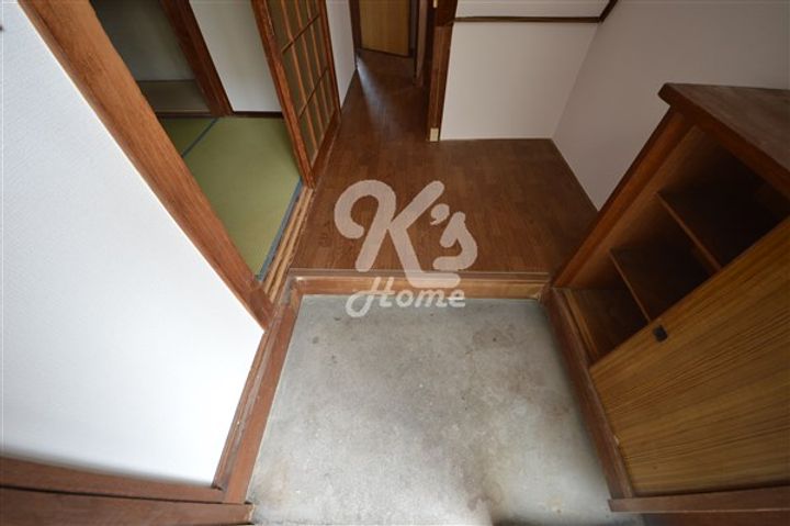 兵庫県神戸市垂水区星が丘3丁目(一戸建)の賃貸物件2の玄関