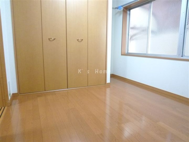 大星マンションの寝室