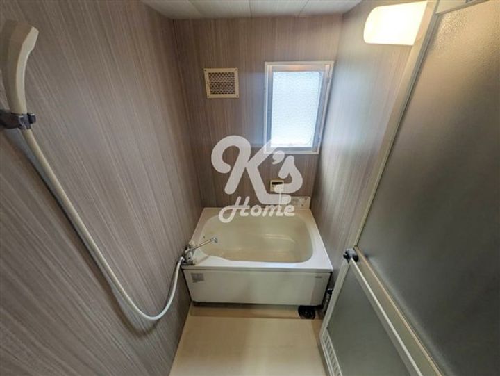 エード白川の風呂