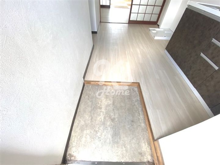 白川台マンション23の玄関