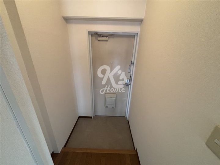 ビアンコ・ディ・モーラの玄関