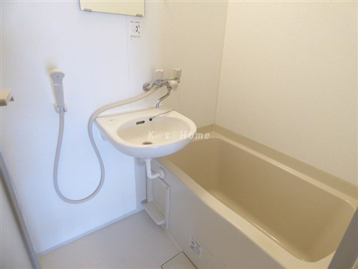 ヤマウラ77ビルの風呂