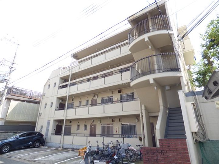 山手ハイムの外観