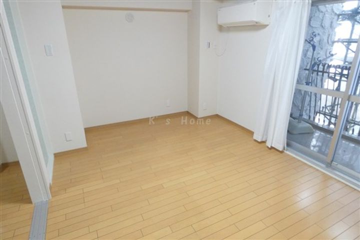 シャトー野崎の内装