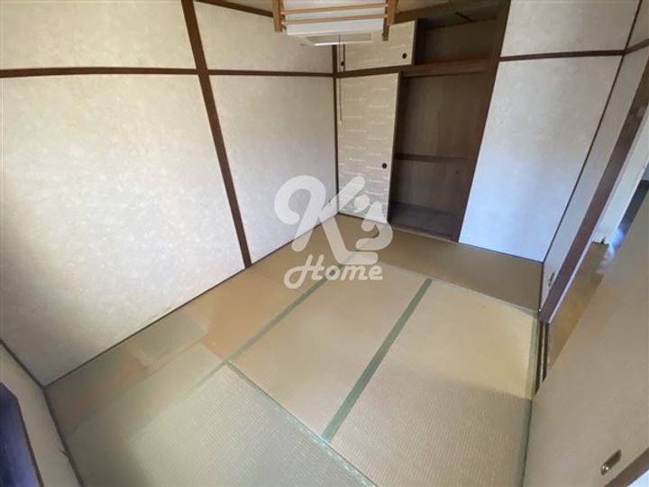 高倉台11団地57号棟402の内装