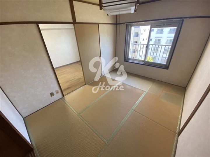 高倉台11団地57号棟402の内装