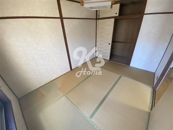 高倉台11団地57号棟402の内装