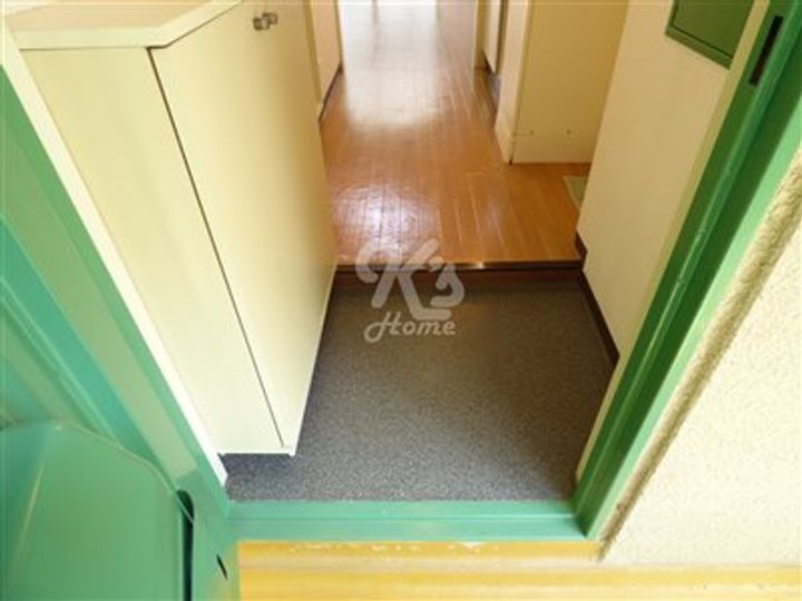 ソシオハイツの玄関