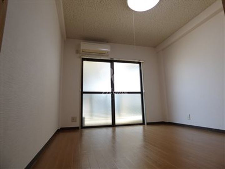 ソシオハイツの居間