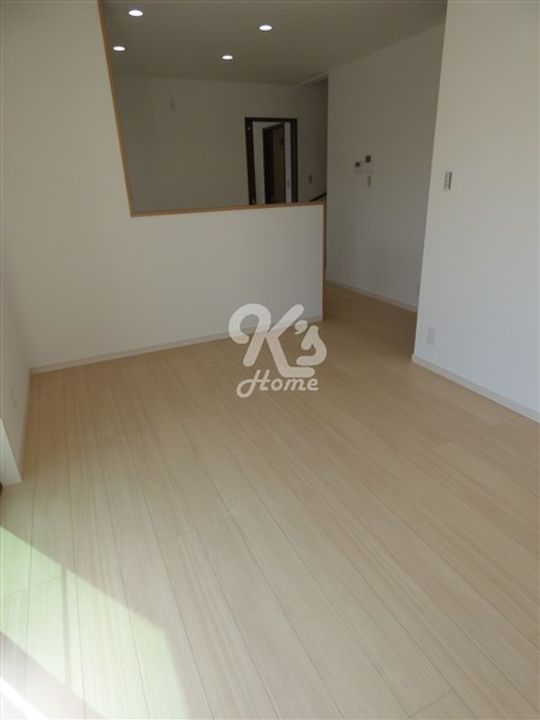 兵庫県明石市大蔵中町(一戸建)の賃貸物件1の居間