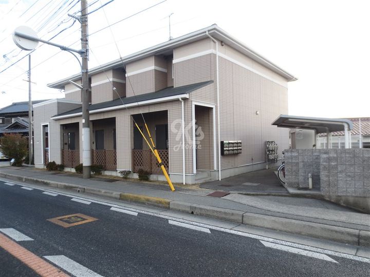 セレッソ八木の外観