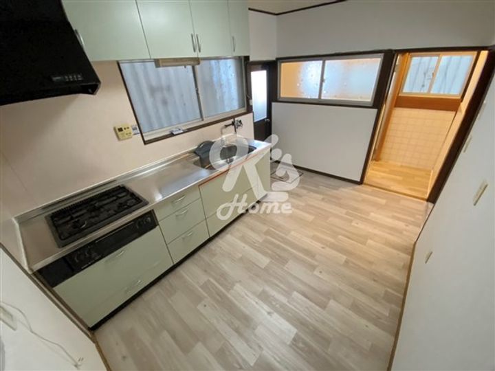 兵庫県神戸市長田区花山町2丁目(一戸建)の賃貸物件の居間