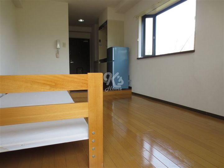 ヴィップハイツの玄関