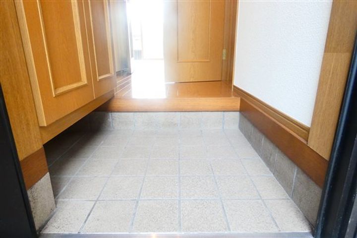 兵庫県神戸市兵庫区熊野町4丁目(アパート)の賃貸物件の玄関