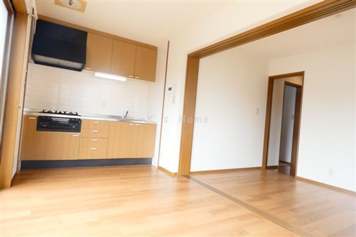 兵庫県神戸市兵庫区熊野町4丁目(アパート)の賃貸物件の居間