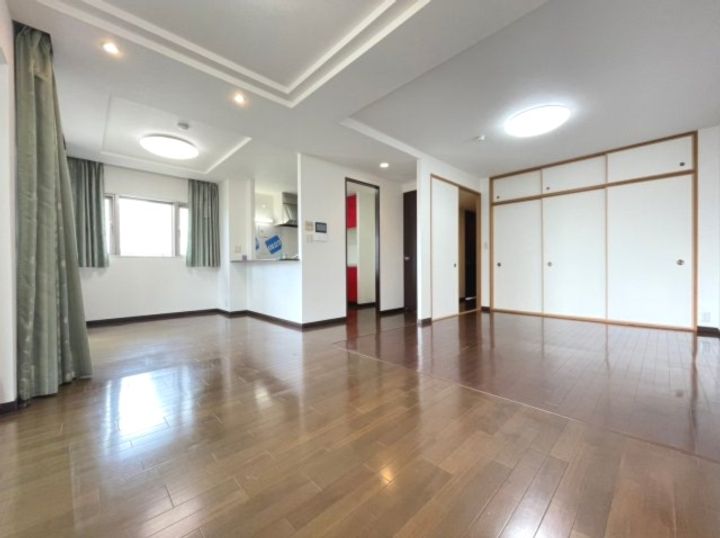 サンクタス南千里の居間