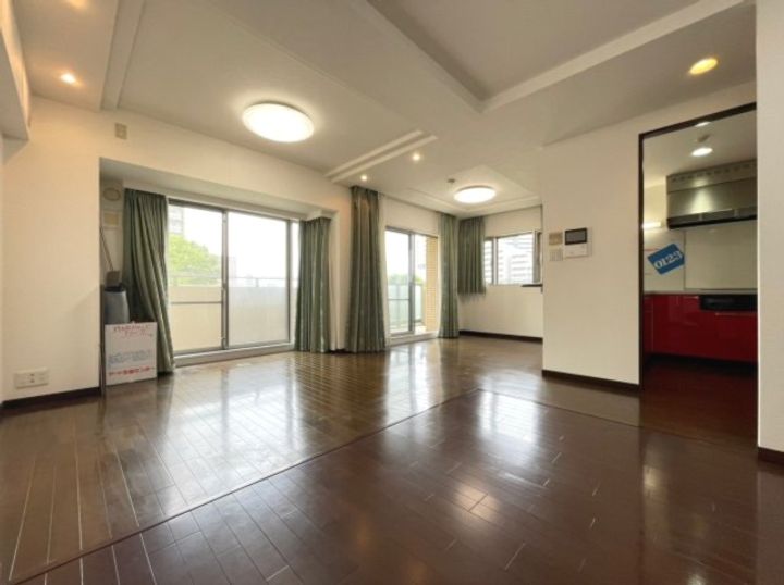 サンクタス南千里の居間